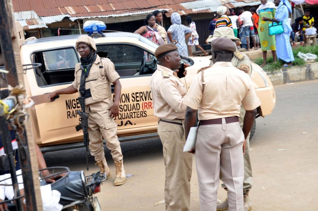 Chaos As Immigration Officer Guns Down Man In Ogun Over ₦200