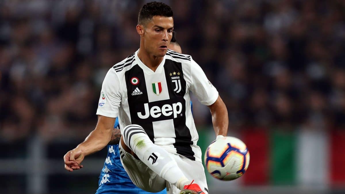 Ronaldo misses penalty kick as Juventus squeeze into Coppa Italia final