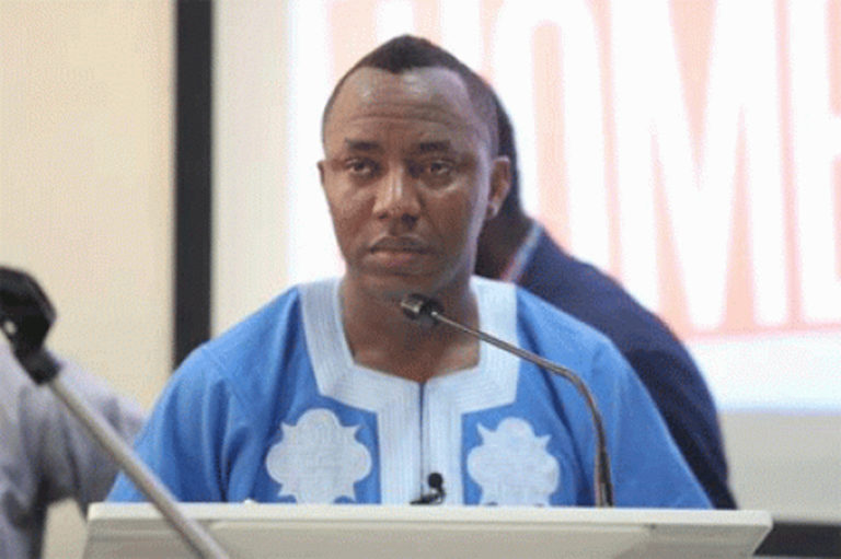 Breaking: Court slams 200,000 against FG for adjourning Sowore’s case