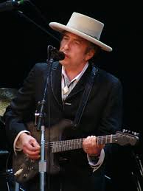 Bob Dylan announces first album of new music since 2012