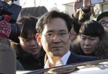 South Korea seeks arrest of Samsung heir in succession probe