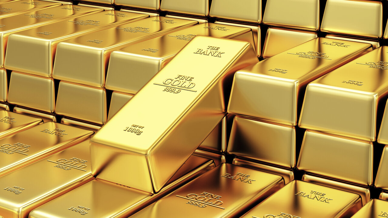 Sudan exports two-ton gold to improve local currency