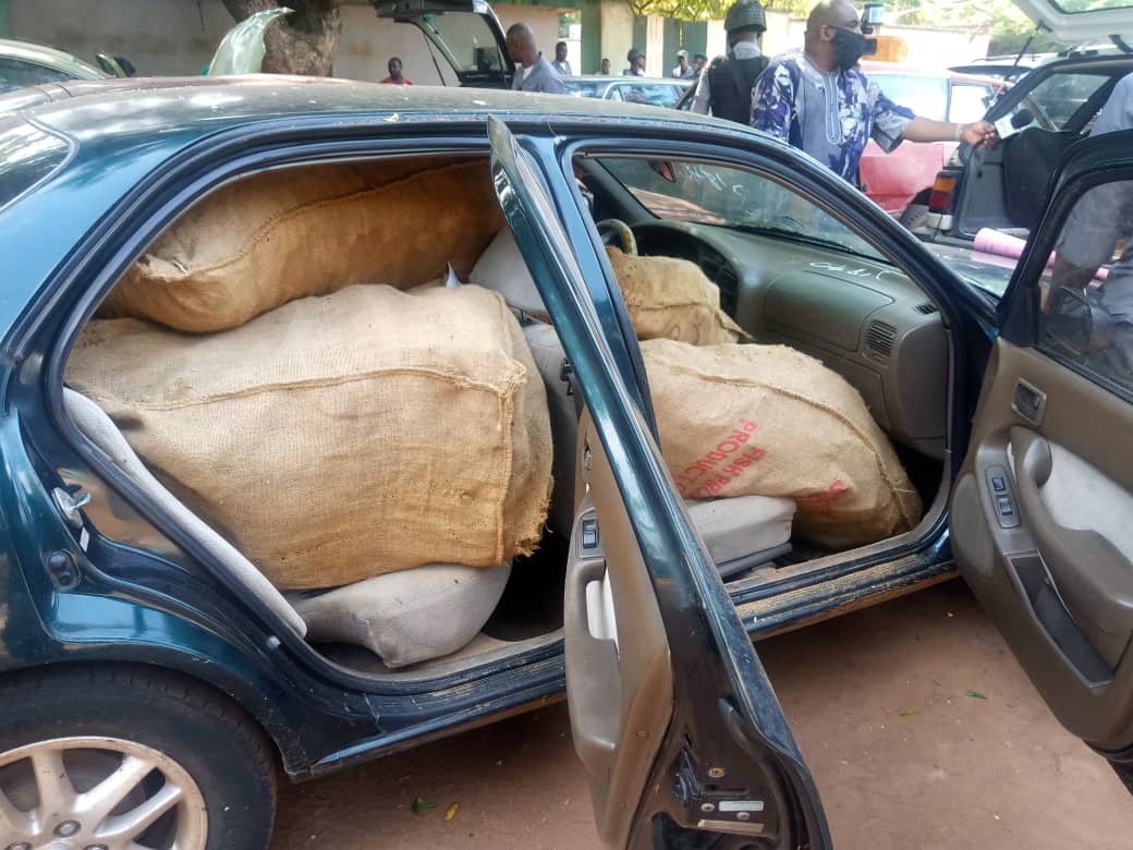 Nigeria Customs nabs 41 suspected smugglers with cannabis, rice