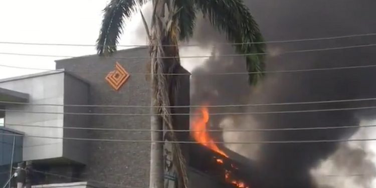 Breaking: Access Bank branch gutted by fire