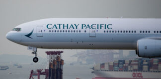 Cathay Pacific offers early retirement scheme to older pilots