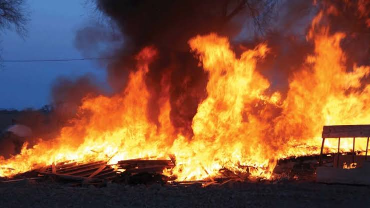 Breaking: Ooni’s palace gutted by fire