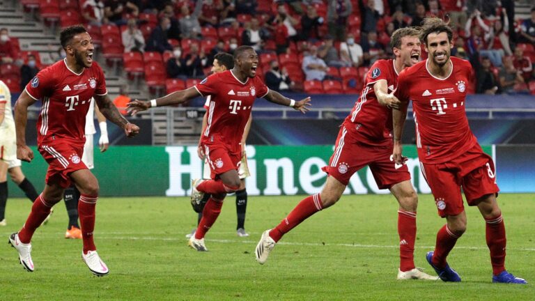 Martinez Header Seals Super Cup Victory For Bayern Munich