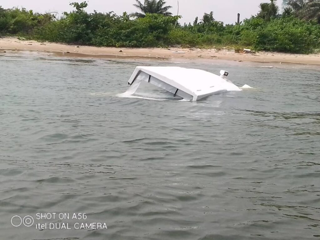 12 drowning passengers rescued by Nigerian Navy along Takwa Bay, Lagos