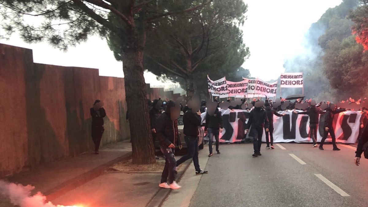 Marseille Match Suspended As Fans Attack Training Ground