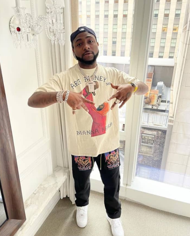 'I Cannot Date Davido, He Is Like A Brother To Me' -Singer Enisa Reveals