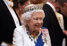 Queen Elizabeth Awards Sex Toy Company For Quality Service
