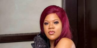 Actress Toyin Abraham In Tears As she Address Issue With Lizzy Anjorin
