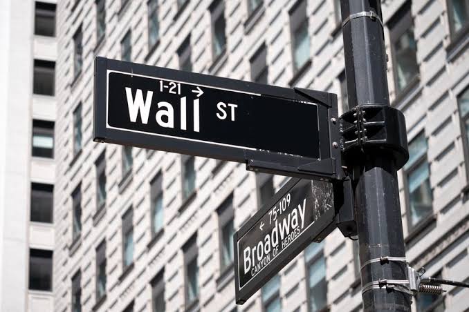 Wall Street Records Gains As Unemployment Rises