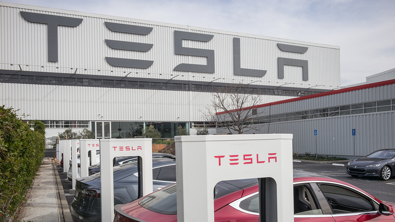 Elon Musk's Tesla expands workforce in China
