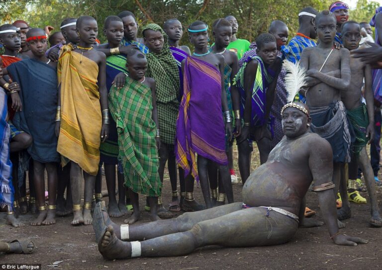 Feature: Inside Ethiopian Bodi Tribe Where Men Drink Blood, Milk In Bid To Be Fattest Man