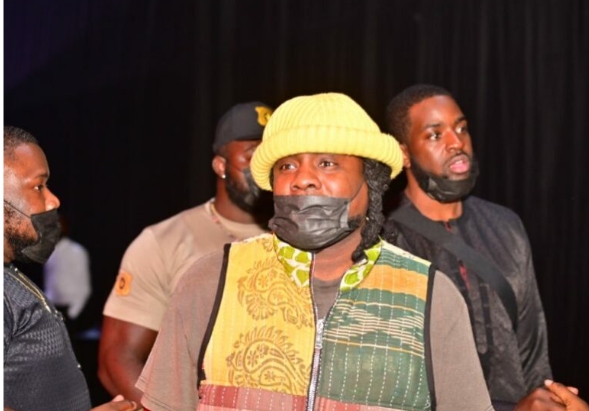 US Rapper Wale Makes Surprise Appearance At Wizkid's Lagos Festival (Photos)
