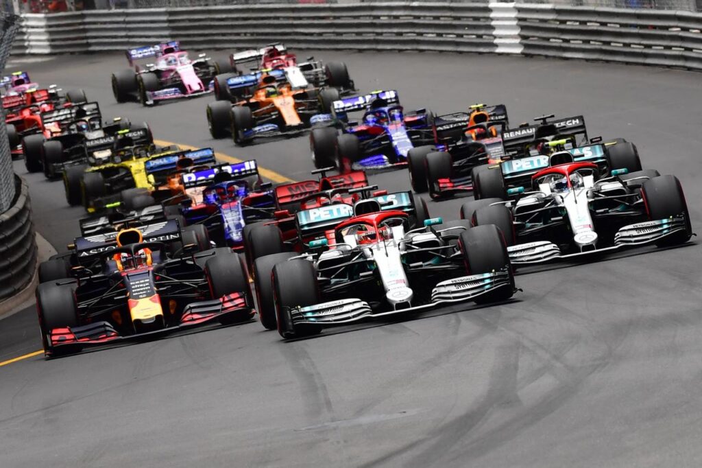 Virus forces major changes in Formula One landscape | Daily Sabah