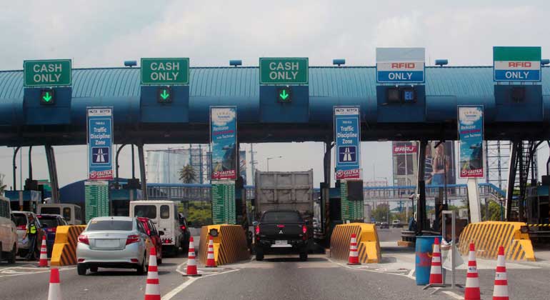 FG To Reintroduce Toll Gates To Lagos-Ibadan Expressway – Fashola