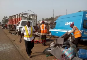 Auto Crash Kills One, Injures 21 others On Lagos-Ibadan Expressway