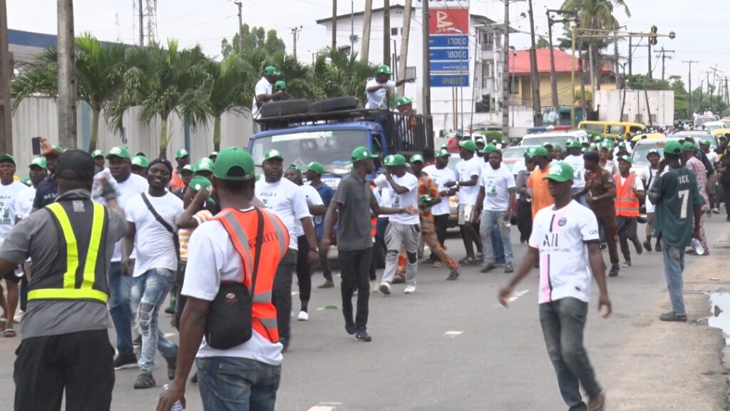 Ikeja Youths Rally, Pledge Support For All APC Candidates