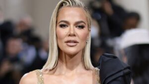 Khloe Kardashian Undergoes Operation To Remove Tumor From Her Face