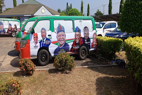 2023: Atiku’s Picture Missing As Benue PDP Unveils Campaign Vehicles (Photo)