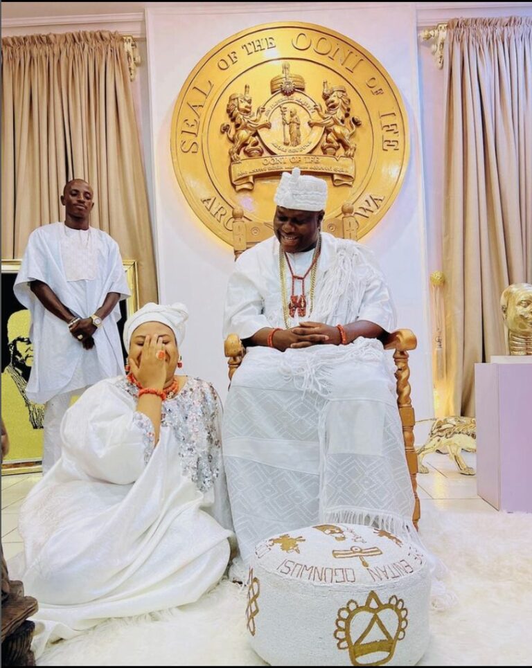 Fans React To Nkechi Blessing Visit To Ooni Of Ife