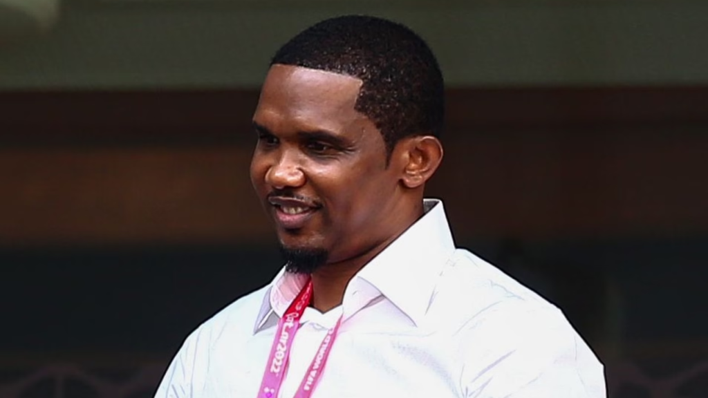 (VIDEO) Samuel Eto’o Attacks Youtuber in Qatar