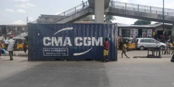 Container Falls In Lagos 