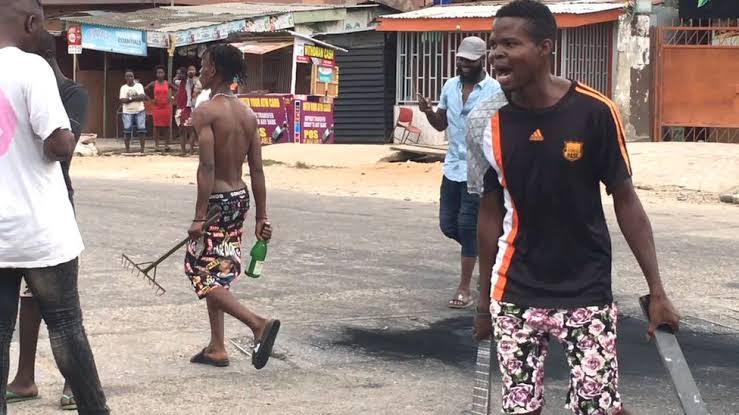 Lagos: Tension As Touts Invade School, Chase Pupils