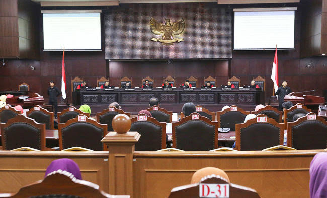 Indonesian Court Begins Trial Of Police And Match Officials Charged With Negligence