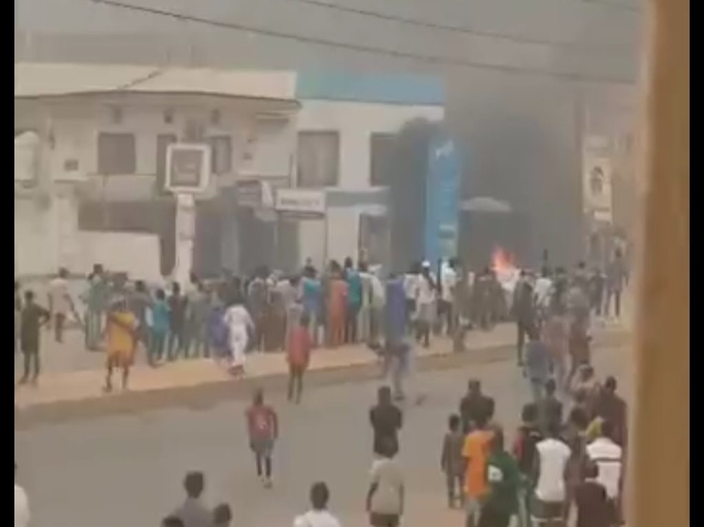 Naira Scarcity: Banks Burnt As Protest Hits Ogun State 