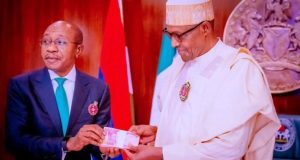 Breaking: Buhari Approves Co-Existence Of Both Old And New ₦200 Notes