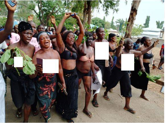 Nasarawa women strip to protest