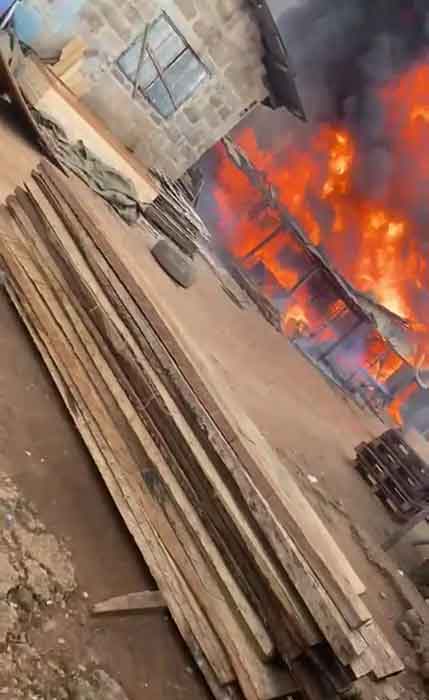 Fire Razes Plank Market In Ogun State