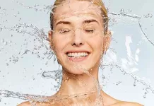 Reasons Water is good for your skin