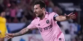 Lionel Messi Makes Opponents See Ghosts!