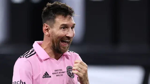 Lionel Messi Makes Ultimate First Impression