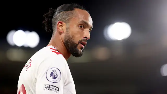 Theo Walcott Retires From Football At Age 34