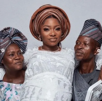 Nigerians React As Wedding Photos Of Mohbad Emerge Online After His Death