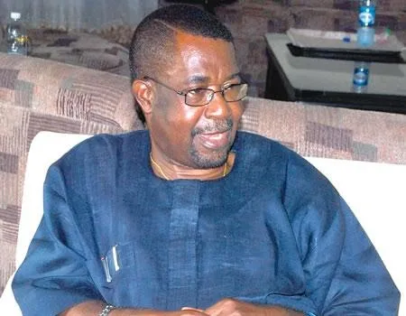 EFCC Declares Ex-Power Minister, Agunloye Over $6bn 'Fraud' 