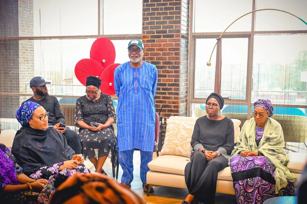 Tinubu Pays Condolence Visit To Akeredolu’s Widow