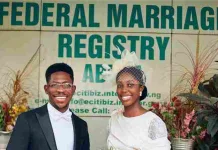 Moses Bliss Marries Marie Wiseborn In Court Wedding