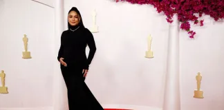 Vanessa Hudgens Reveals Pregnancy On The Oscars Red Carpet.