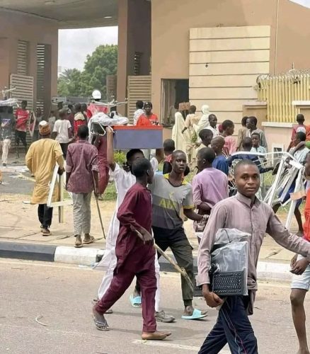 #EndBadGovernance: Hoodlums Loot Innovation Park In Kano