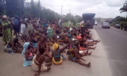 Ondo: See Why Women Are Staging Half-Naked Protest