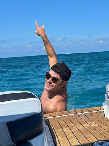 Zac Efron Hospitalised Following Swimming Pool Incident In Spain