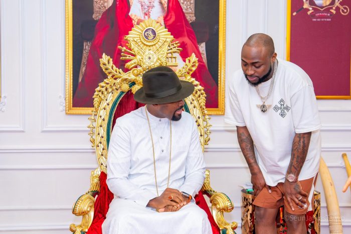 Patrick Doyle Calls Out Davido’s Wardrobe: Was His Outfit Fit For A King?"