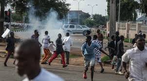 FCT: Police Fire Teargas At Protesters In Abuja