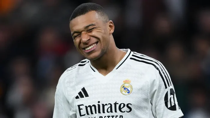 Mbappe Matches Ronaldo’s Incredible Offside Record At Real